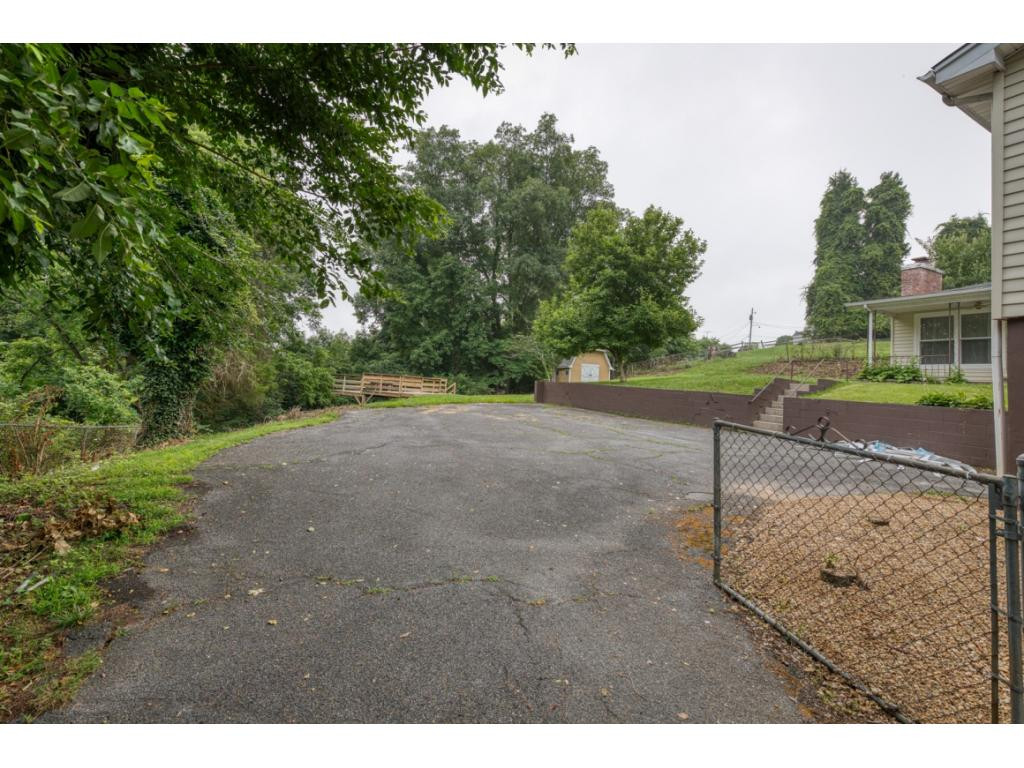 533 Cheyenne Road Bristol, VA 24201 - Photo 26 of 26 Photo 26