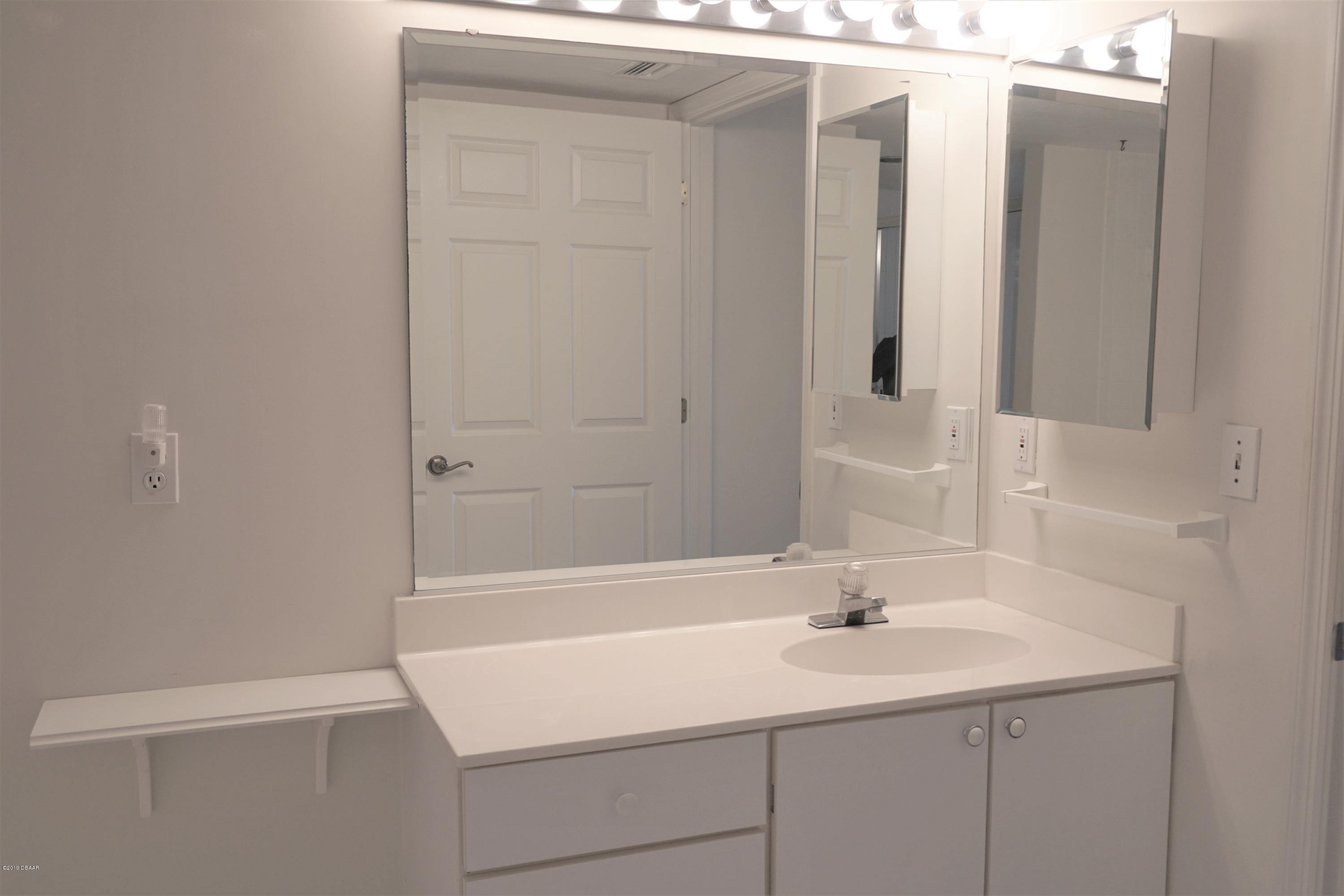 1 John Anderson Drive, Unit 310 Ormond Beach, FL 32176 - Photo 18 of 45 DSC03437