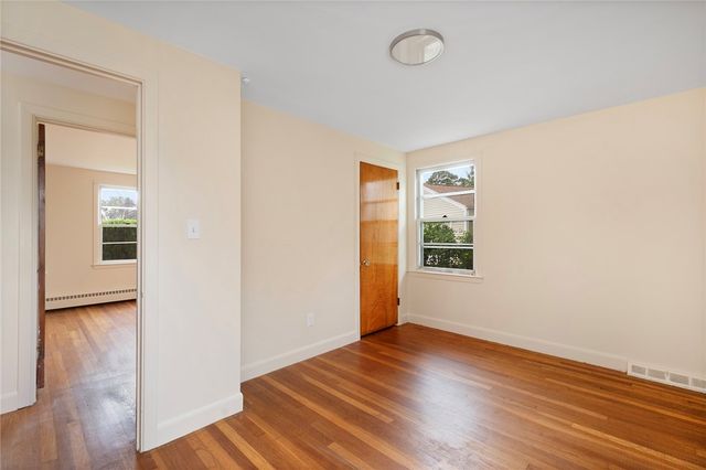 $385,000 | 21 Parsonage Drive, Warwick, RI 02889