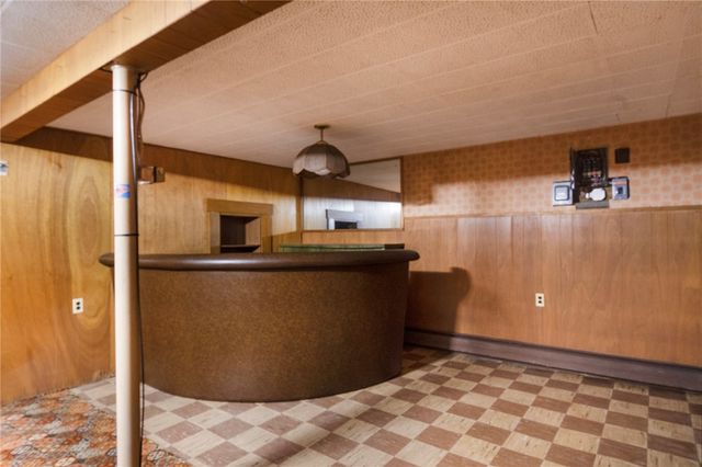 $385,000 | 21 Parsonage Drive, Warwick, RI 02889