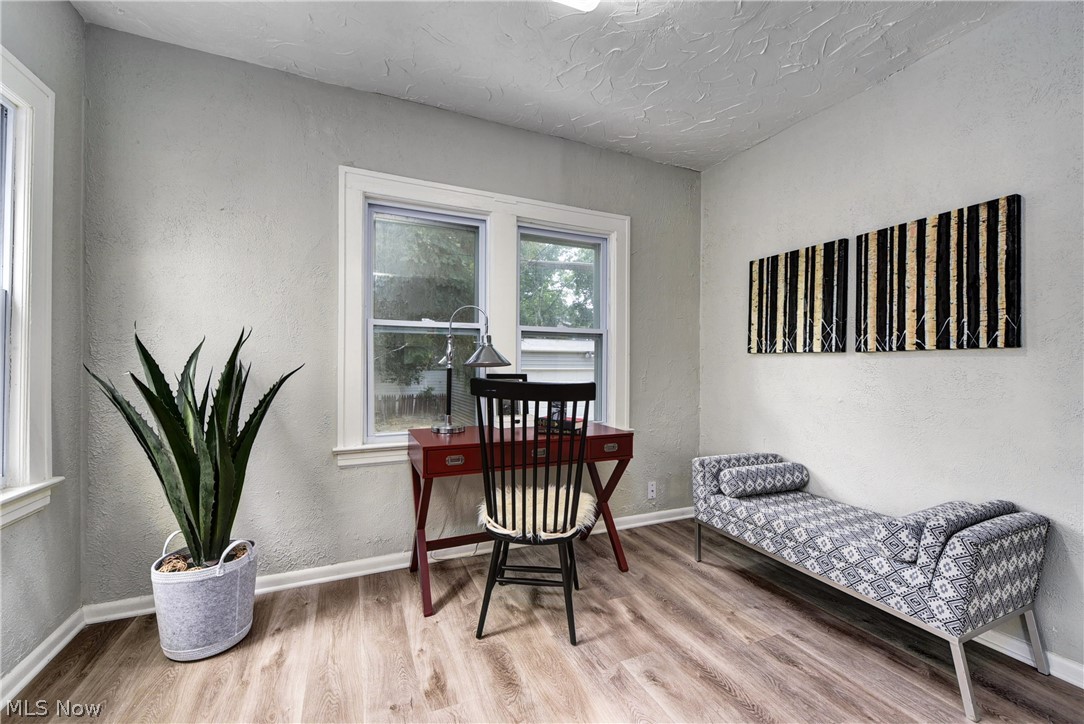 3808 Summit Park Road Cleveland Heights, OH 44121 - Photo 8 of 27