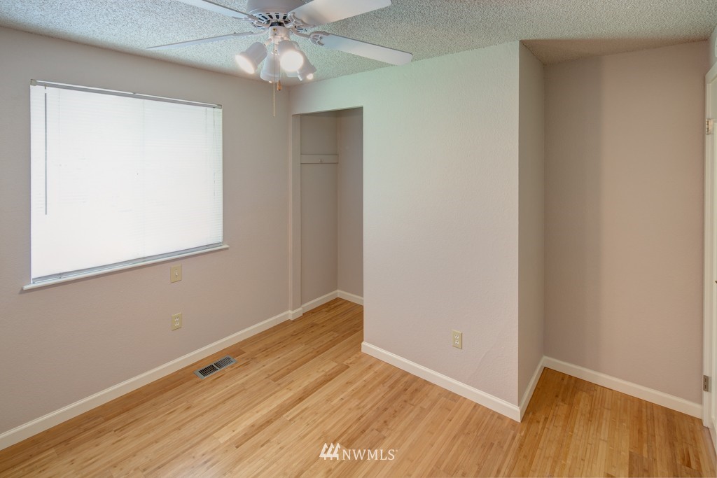 2001 181st Street Southeast Bothell, WA 98012 - Photo 11 of 17