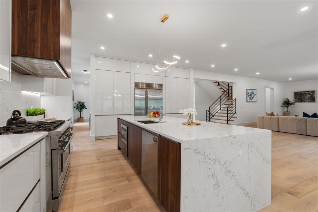 131 Dane Hill Road Newton, MA 02461 - Photo 11 of 42