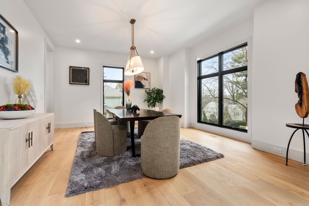 131 Dane Hill Road Newton, MA 02461 - Photo 7 of 42