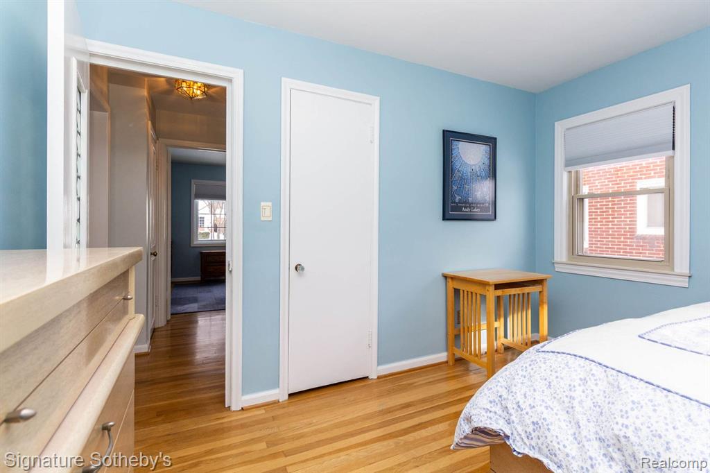 2252 Pembroke Road Birmingham, MI 48009 - Photo 16 of 41