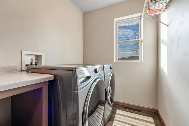 $399,900 | 2937 Yellow Jasmine Way, Green Bay, WI 54313