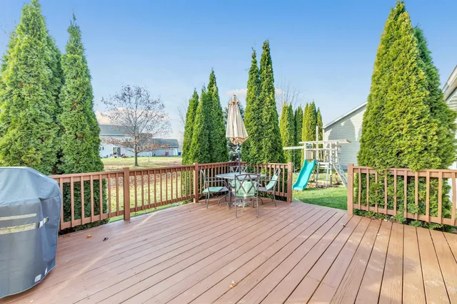 $399,900 | 2937 Yellow Jasmine Way, Green Bay, WI 54313