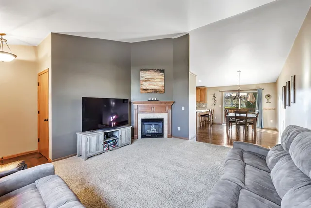 $399,900 | 2937 Yellow Jasmine Way, Green Bay, WI 54313