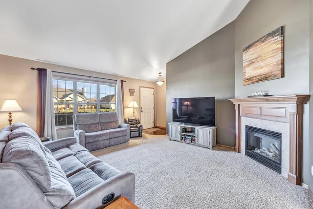 $399,900 | 2937 Yellow Jasmine Way, Green Bay, WI 54313