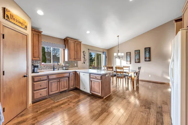 $399,900 | 2937 Yellow Jasmine Way, Green Bay, WI 54313