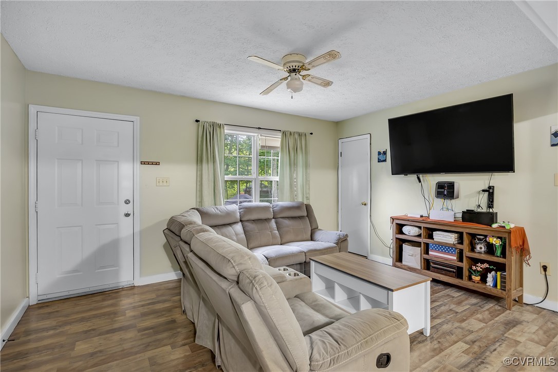 1409 Mica Road Mineral, VA 23117 - Photo 2 of 23 Gallery Image 2