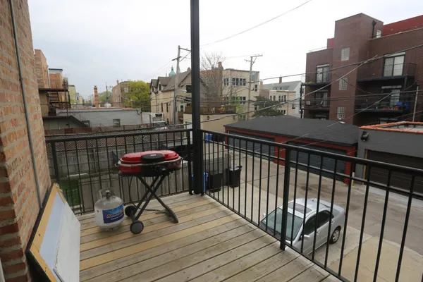 $2,280 | 2138 West Chicago Avenue, Unit 2R, Chicago, IL 60622