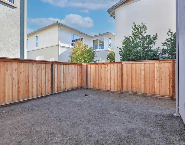 $764,900 | 5712 Lake Club Drive, Fairfield, CA 94533