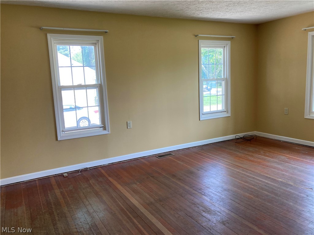 4072 Center Road Avon, OH 44011 - Photo 13 of 35 Gallery Image 13