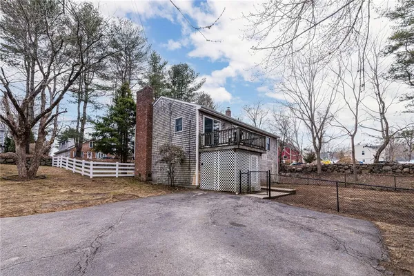 $549,000 | 40 Northup Street, South Kingstown, RI 02879