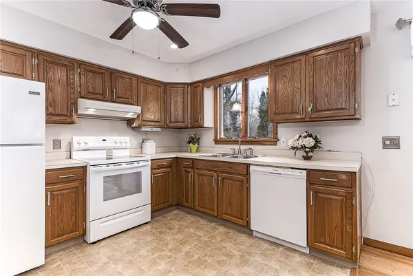 $549,000 | 40 Northup Street, South Kingstown, RI 02879