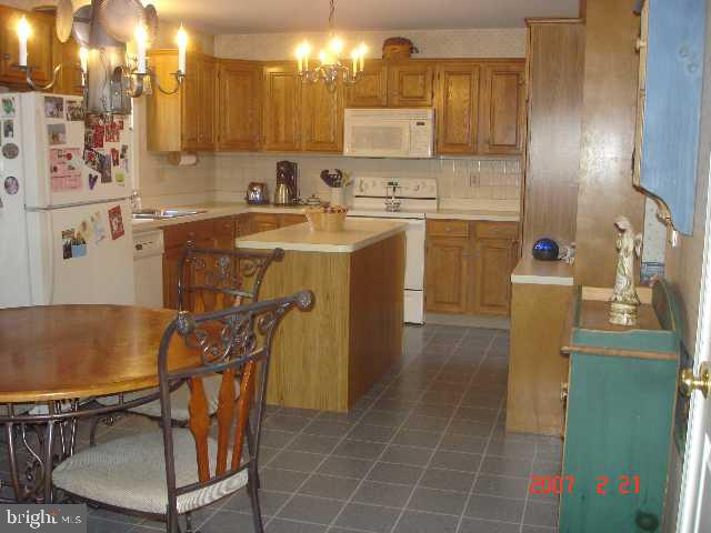 2034 Raleigh Road Hummelstown, PA 17036 - Photo 5 of 9 Gallery Image 5