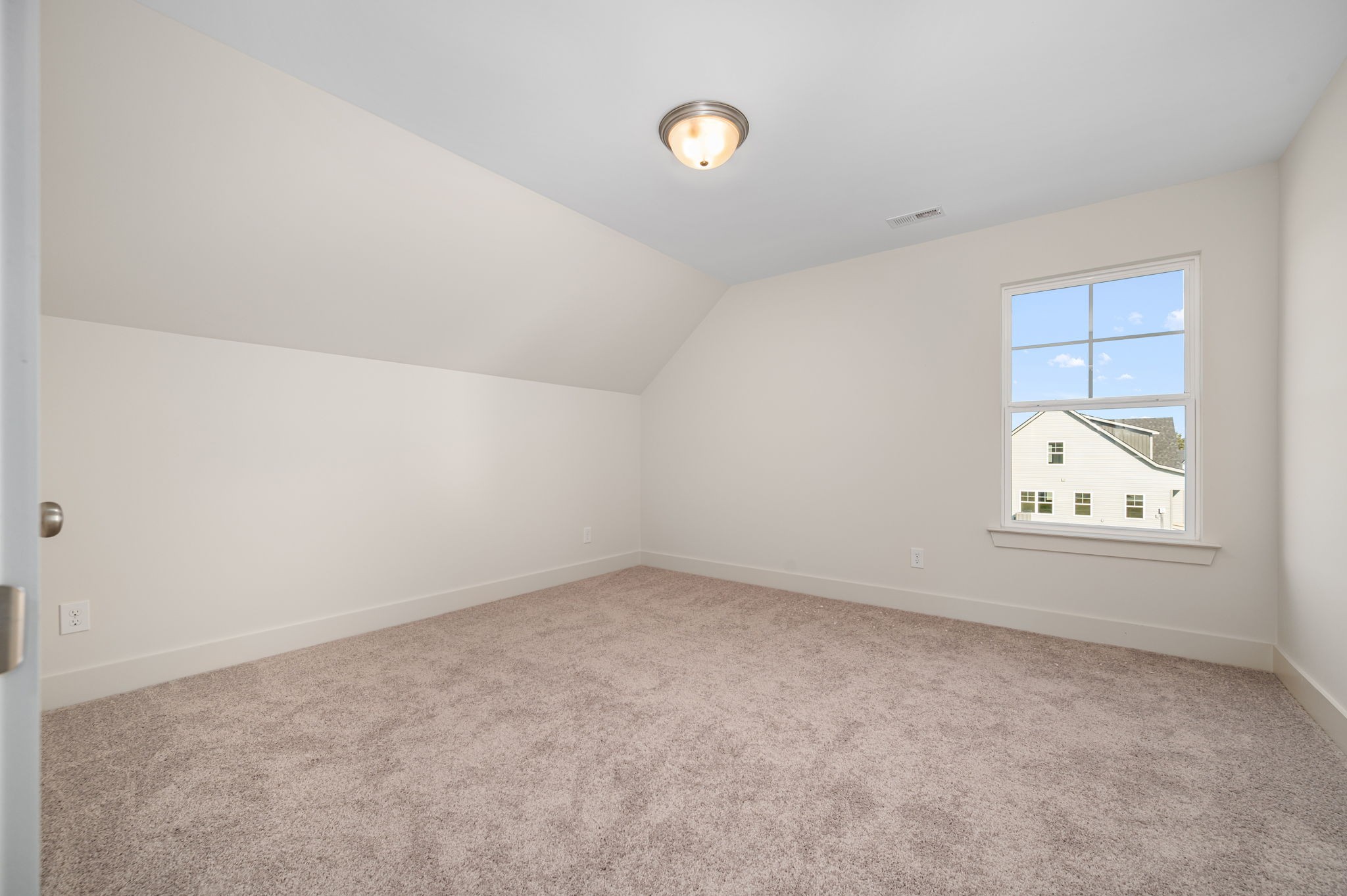 627 Vrabel Road Murfreesboro, TN 37130 - Photo 16 of 25 Gallery Image 16