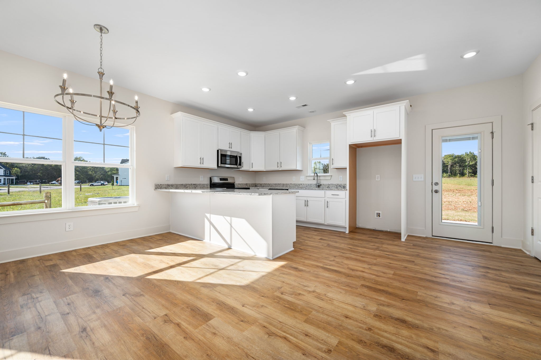 627 Vrabel Road Murfreesboro, TN 37130 - Photo 6 of 25 Gallery Image 6