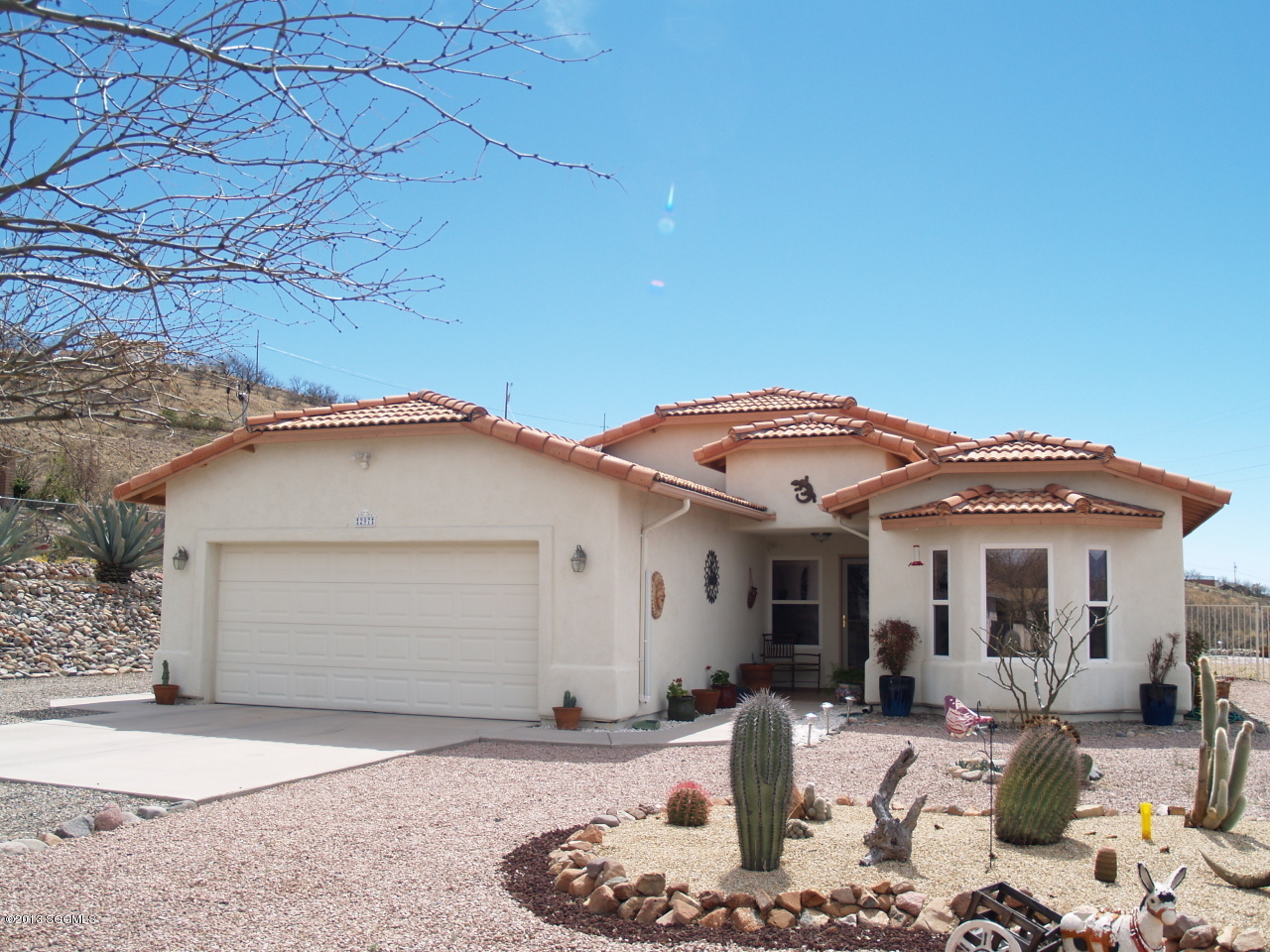 297 Camino Panama Rio Rico, AZ 85648 - Photo 2 of 21