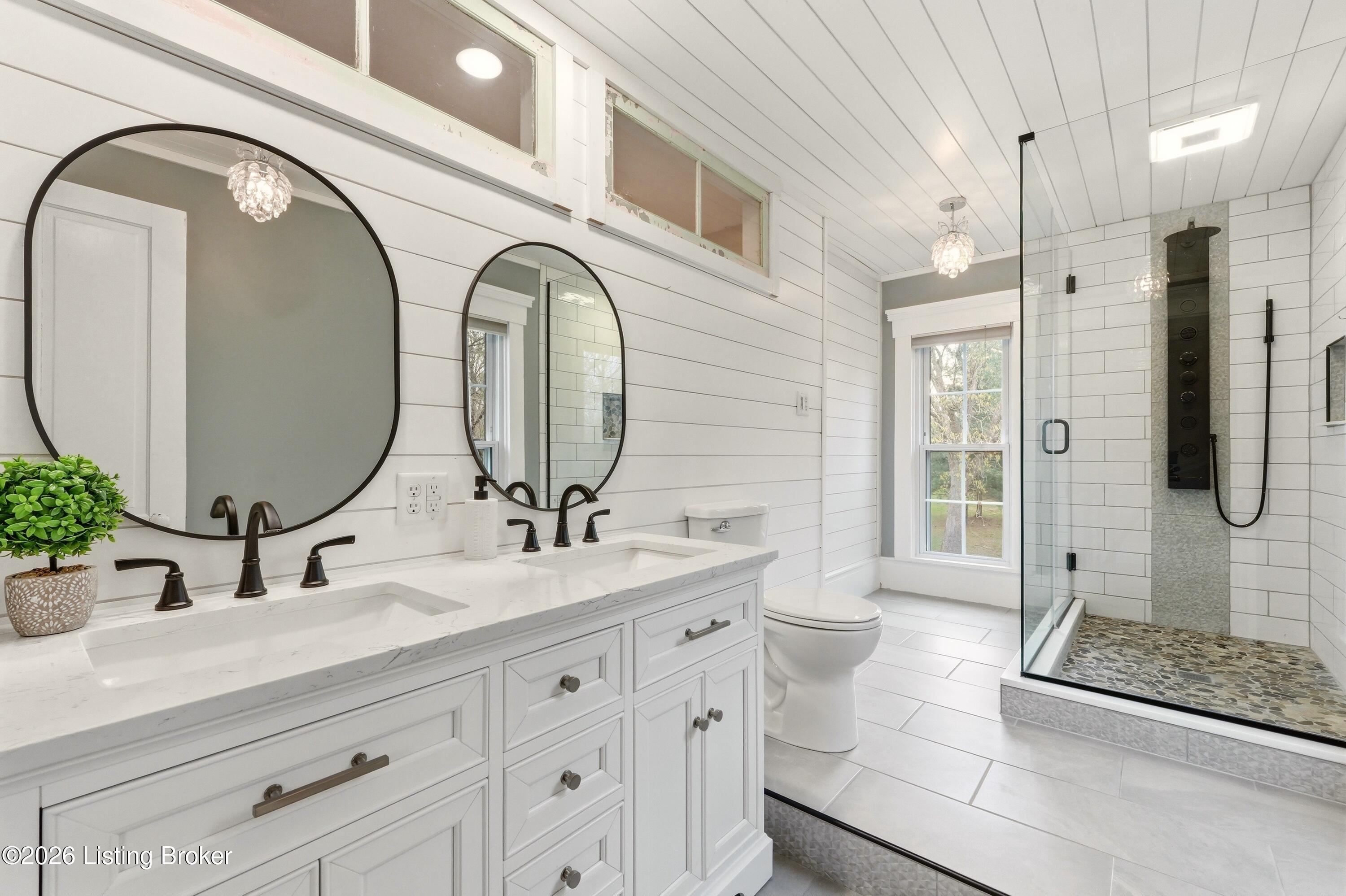 1574 Wales Run Road Mount Washington, KY 40047 - Photo 29 of 61 2nd Floor Bathroom