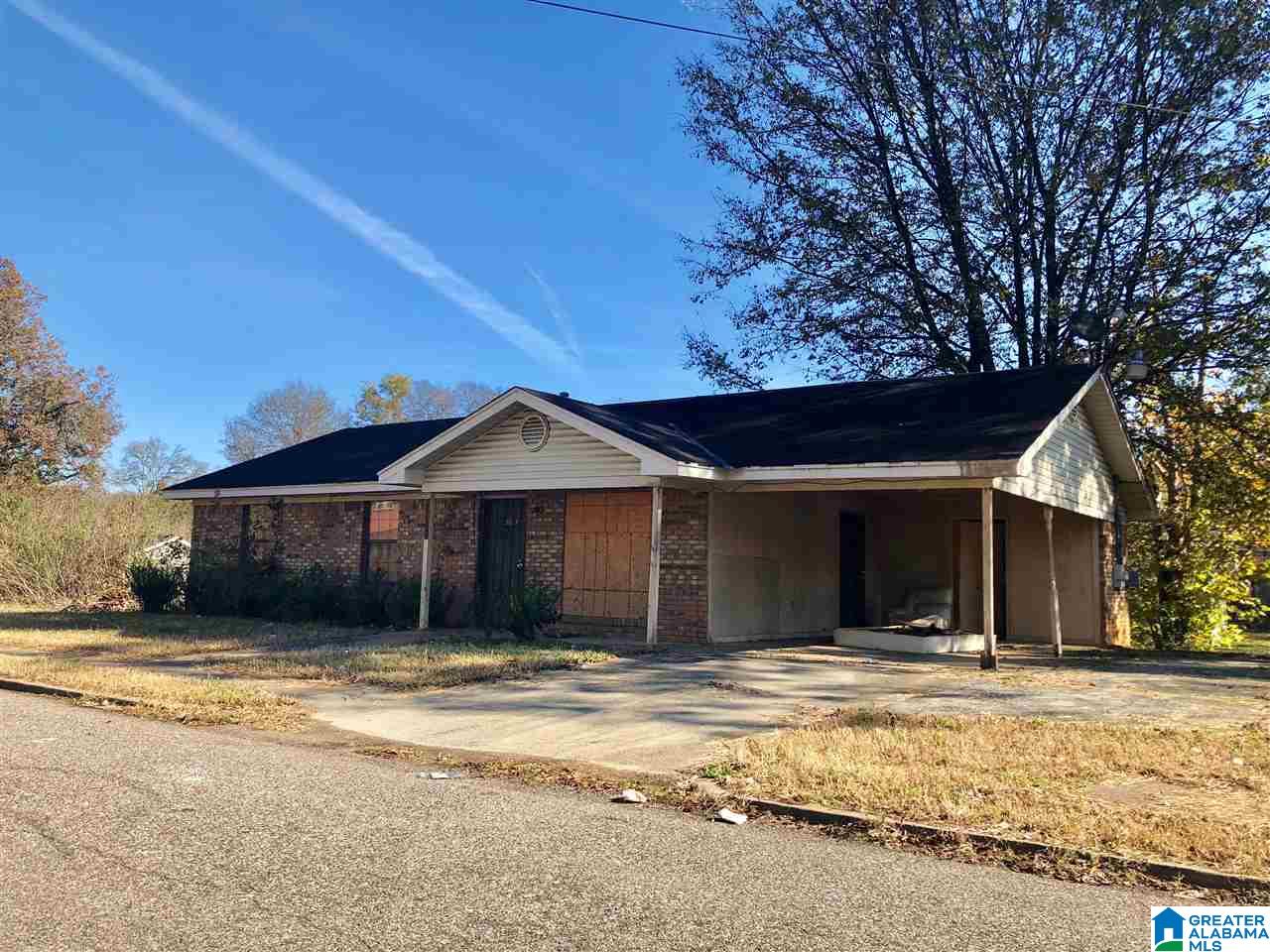 401 55th Street Fairfield, AL 35064 - Photo 1 of 2