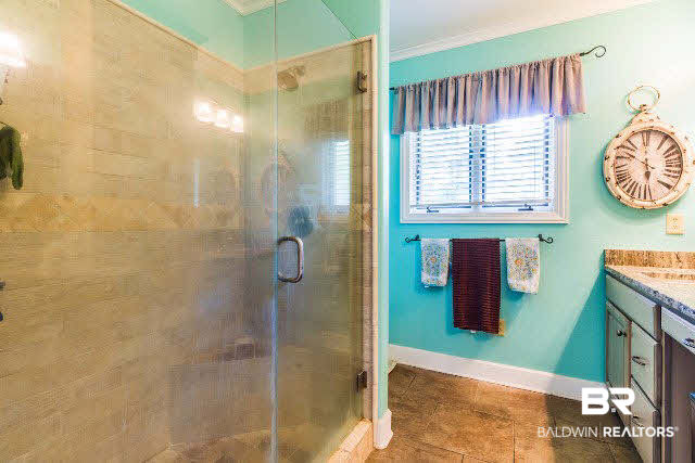 5629 Millhouse Road Gulf Shores, AL 36542 - Photo 15 of 36 Master Bath