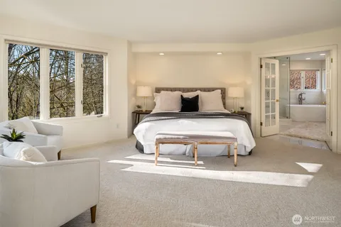 $2,190,000 | 6731 153rd Place Southeast, Bellevue, WA 98006