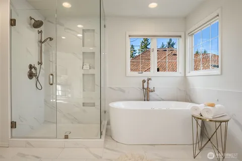 $2,190,000 | 6731 153rd Place Southeast, Bellevue, WA 98006