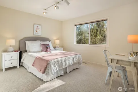 $2,190,000 | 6731 153rd Place Southeast, Bellevue, WA 98006