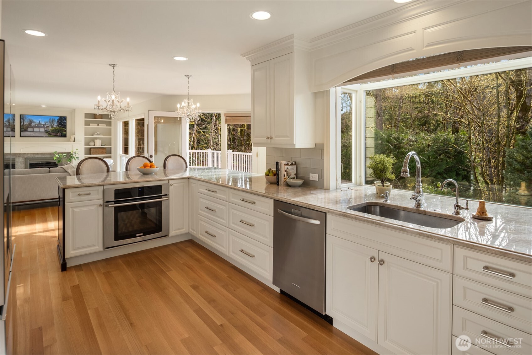 6731 153rd Place Southeast Bellevue, WA 98006 - Photo 7 of 27