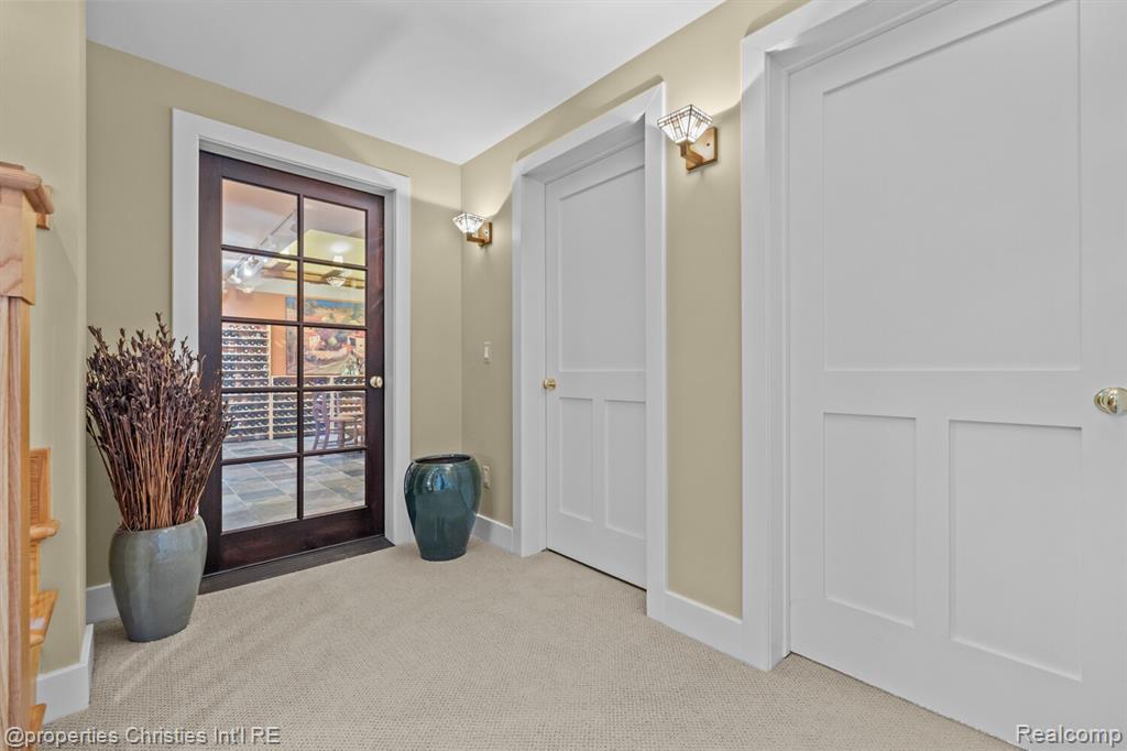 1041 Greentree Road Bloomfield Hills, MI 48304 - Photo 56 of 70