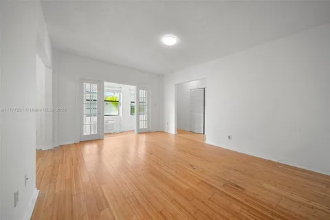 $225,000 | 934 Michigan Avenue, Unit 207, Miami Beach, FL 33139