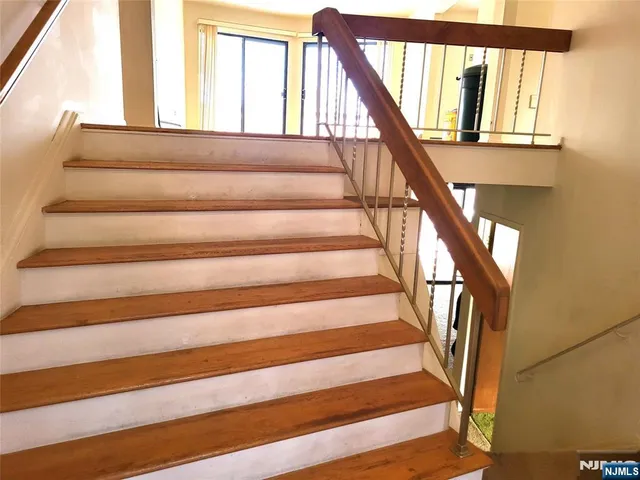 $795,000 | 139 Webster Drive, Wayne, NJ 07470