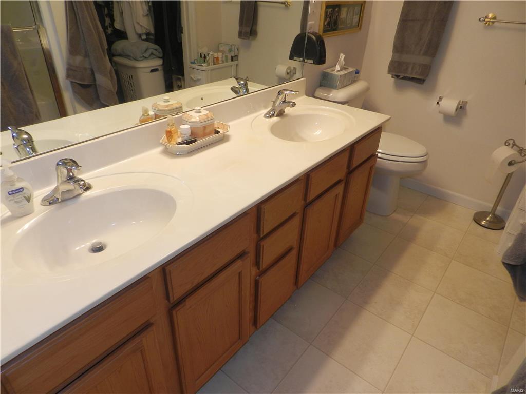 9736 Crayford Road, Unit 6A St. Louis, MO 63123 - Photo 13 of 15 Gallery Image 13