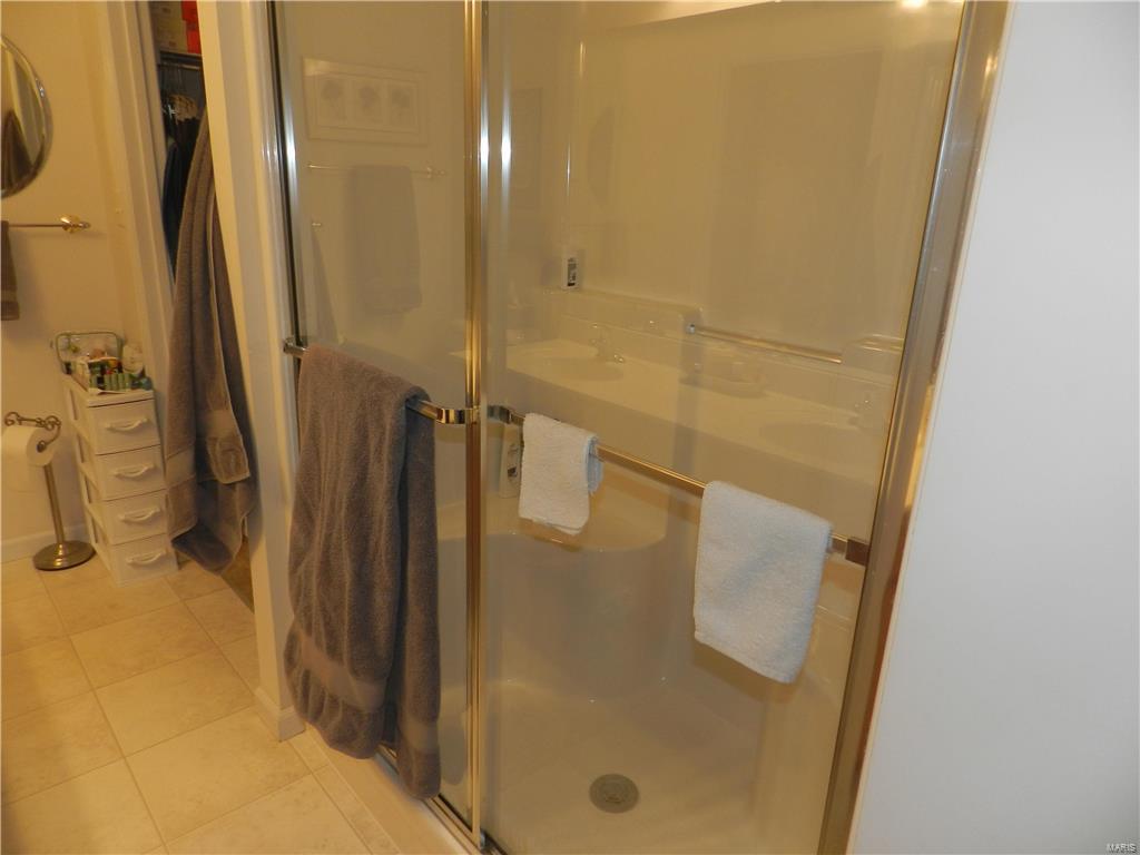 9736 Crayford Road, Unit 6A St. Louis, MO 63123 - Photo 14 of 15 Gallery Image 14