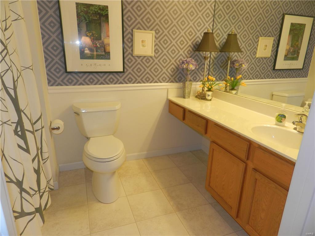 9736 Crayford Road, Unit 6A St. Louis, MO 63123 - Photo 7 of 15 Gallery Image 7
