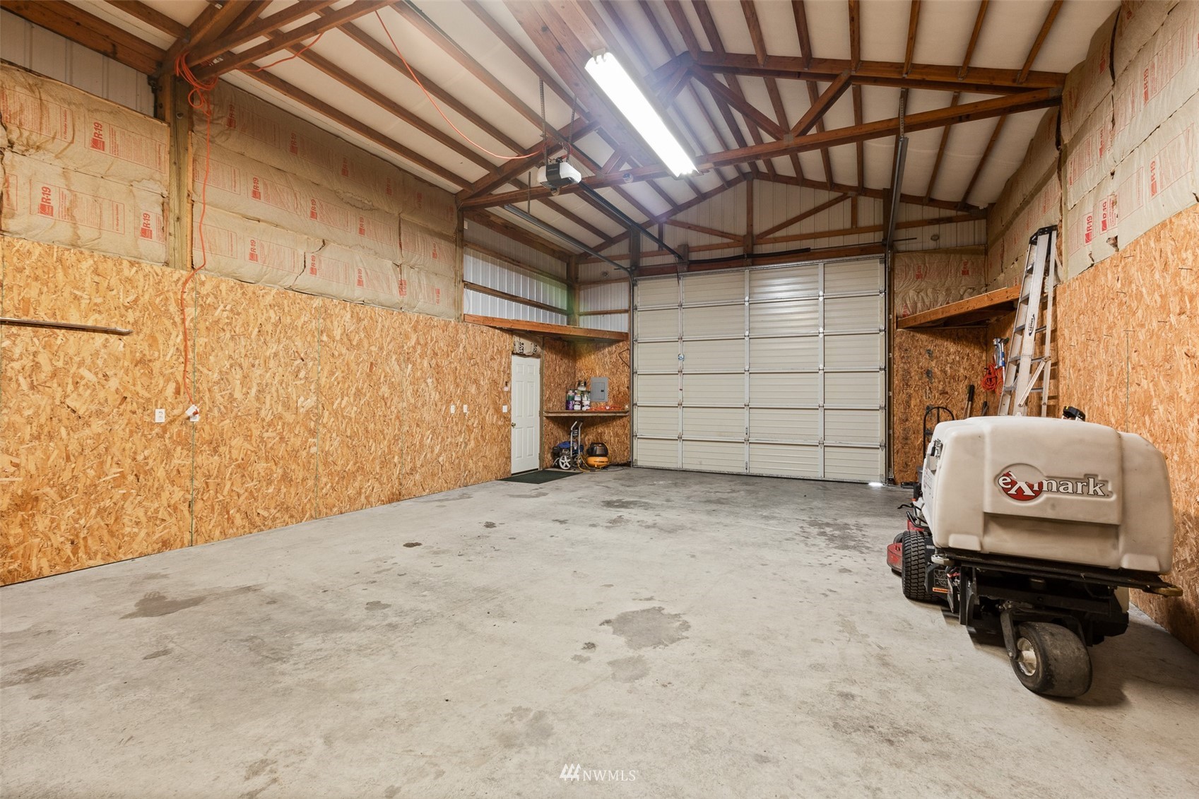 257 Riverside Road Sequim, WA 98382 - Photo 33 of 40 a view of a garage