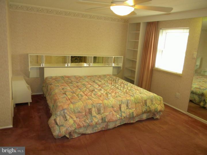 3218 Atmore Road Philadelphia, PA 19154 - Photo 13 of 24