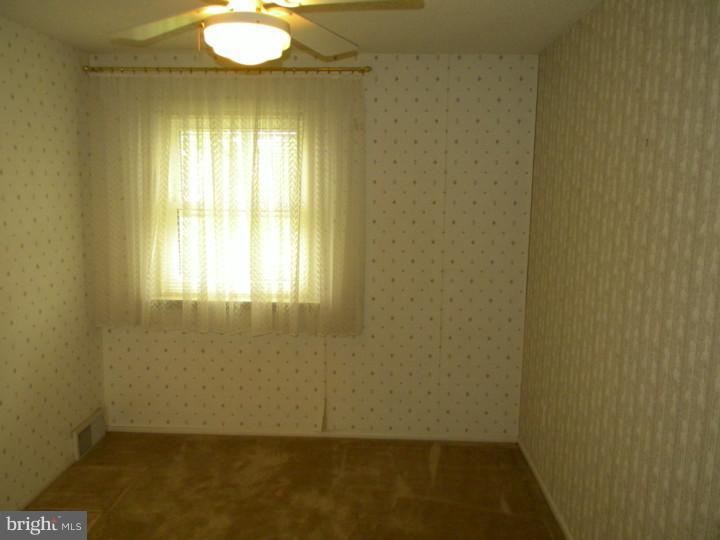 3218 Atmore Road Philadelphia, PA 19154 - Photo 17 of 24