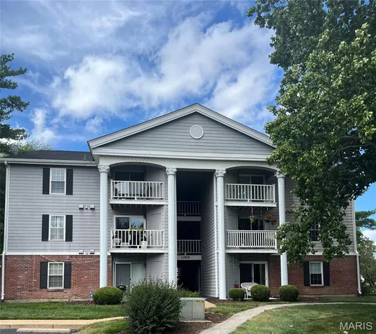 $1,450 | 12818 Portulaca Drive, Unit D, St. Louis, MO 63146