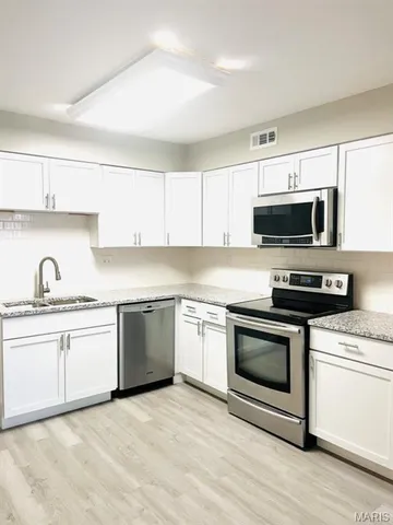 $1,450 | 12818 Portulaca Drive, Unit D, St. Louis, MO 63146