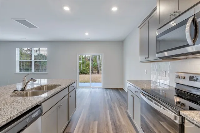 $2,700 | 240 Logging Hill Drive, Richmond Hill, GA 31324