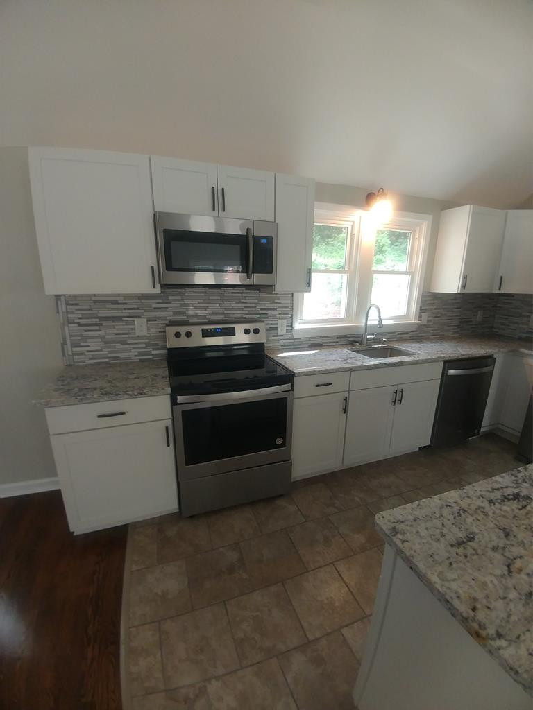 905 Wildwood Road Aiken, SC 29801 - Photo 2 of 19 Gallery Image 2