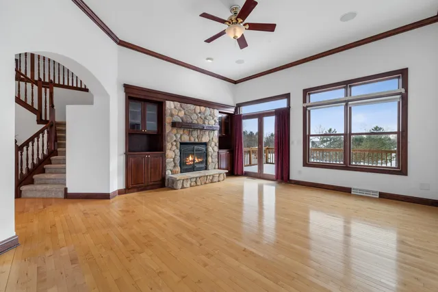 $749,900 | 145 Victoria Circle, Union Grove, WI 53182