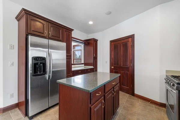 $749,900 | 145 Victoria Circle, Union Grove, WI 53182