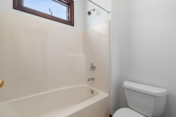 $749,900 | 145 Victoria Circle, Union Grove, WI 53182