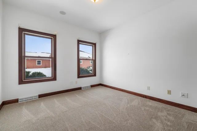 $749,900 | 145 Victoria Circle, Union Grove, WI 53182