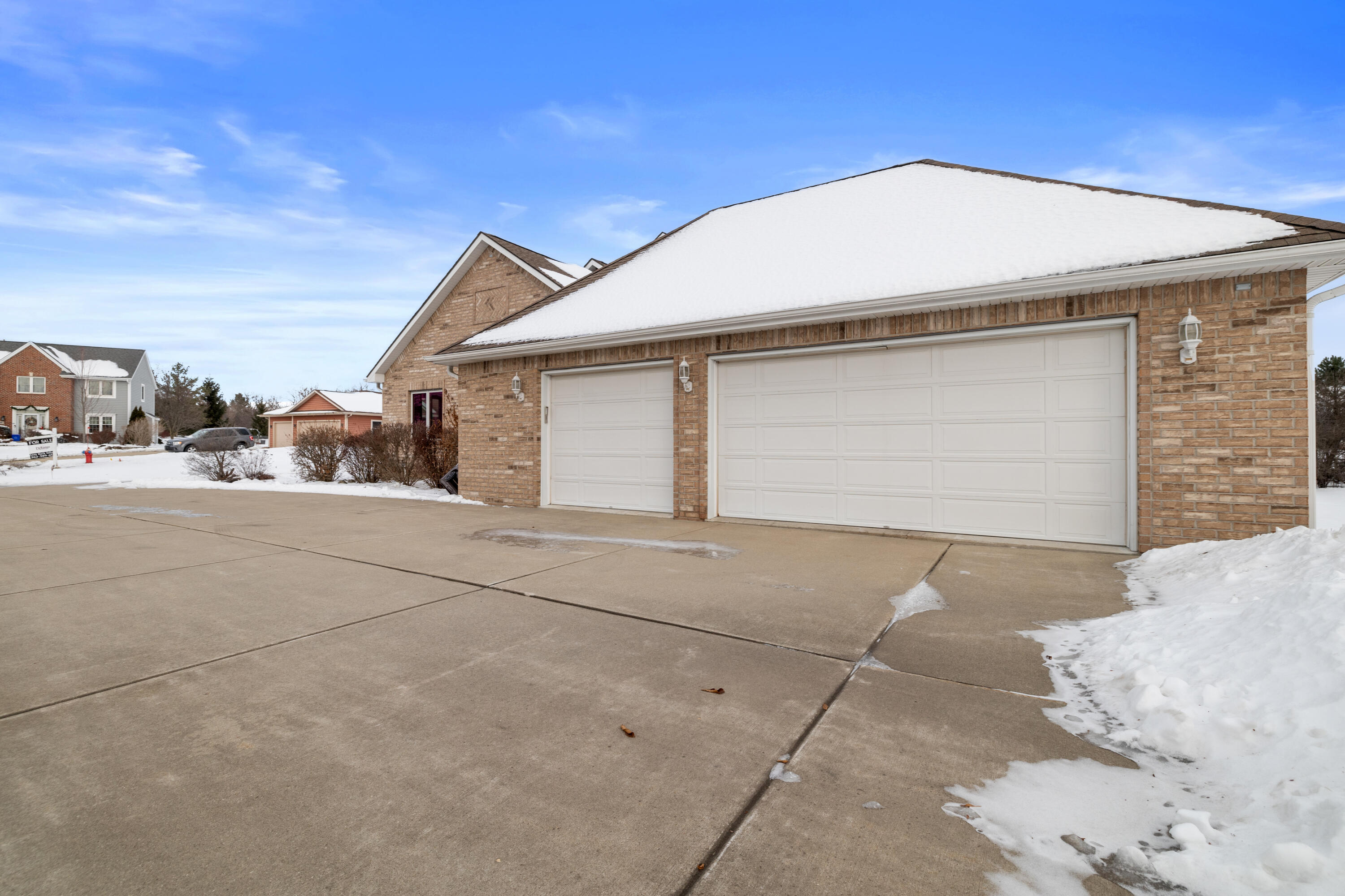 145 Victoria Circle Union Grove, WI 53182 - Photo 57 of 83 3+ Car Garage