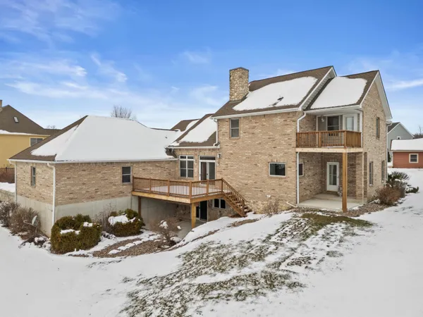 $749,900 | 145 Victoria Circle, Union Grove, WI 53182